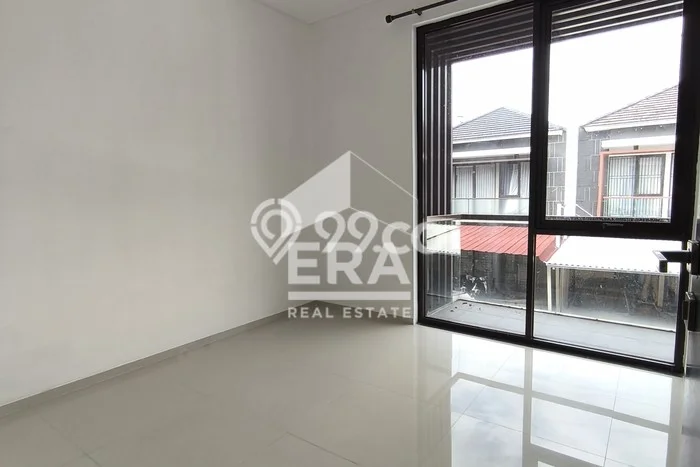 Jual Rumah Eksklusif 3 KT di Golden City, Bekasi Jual Rumah Eksklusif 3 KT di Golden City, Bekasi