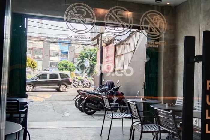 Ruko Disewakan Lokasi Pancoran Mas Depok Harga Spesial! Ruko Disewakan Lokasi Pancoran Mas Depok Harga Spesial!