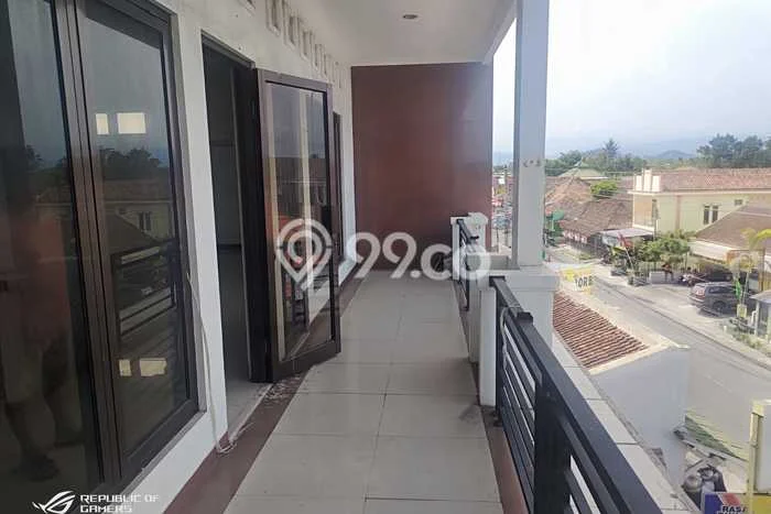 SENTRA BISNIS! Ruko Kawasan Godean, Luas 336m², Lokasi Premium SENTRA BISNIS! Ruko Kawasan Godean, Luas 336m², Lokasi Premium