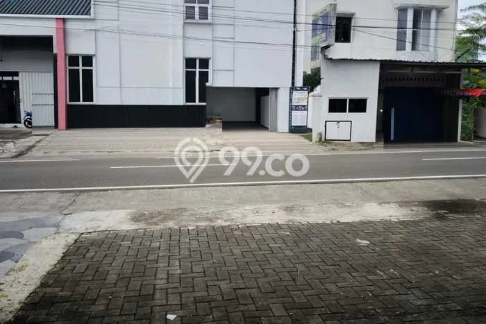 Disewakan Gudang di Pusat Kota Sleman Ramai Strategis Disewakan Gudang di Pusat Kota Sleman Ramai Strategis