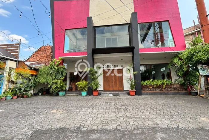 Unit Ruko Disewa Lokasi Depok, Sleman Spesifikasi Luas Bangunan 500m2 Unit Ruko Disewa Lokasi Depok, Sleman Spesifikasi Luas Bangunan 500m2