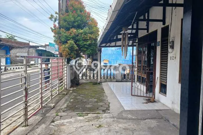 Rumah Kontrakan Sleman LT 110m2 LB 100m2 Kawasan Condong Catur Rumah Kontrakan Sleman LT 110m2 LB 100m2 Kawasan Condong Catur