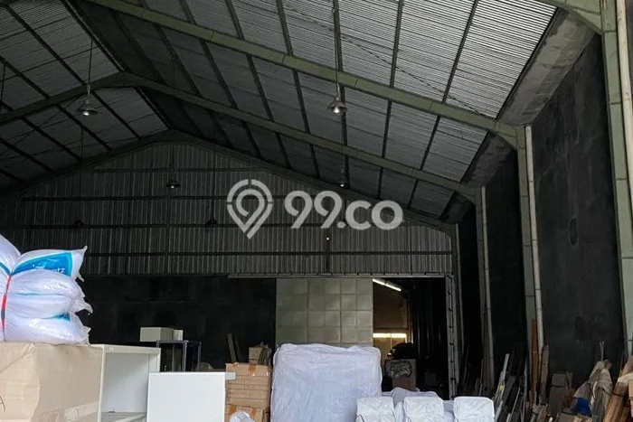 Disewakan Gudang komersial di Mlati luas bangunan 1800m2 Disewakan Gudang komersial di Mlati luas bangunan 1800m2
