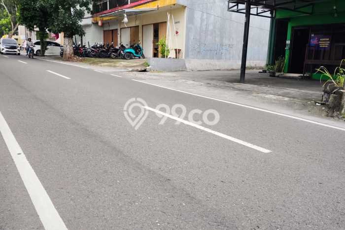Lahan Dijual Lokasi Strategis di Sleman dengan Luas 750m2 Lahan Dijual Lokasi Strategis di Sleman dengan Luas 750m2