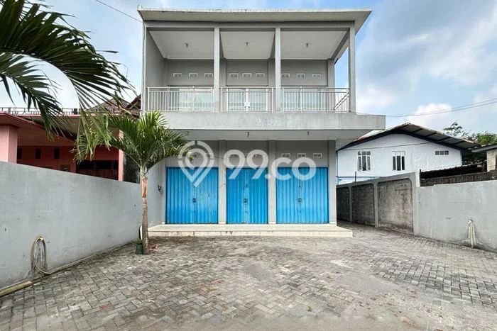 Ruko untuk disewa di Kalasan punya LT 460m2 & LB 400m2 harga sewa kompetitif Ruko untuk disewa di Kalasan punya LT 460m2 & LB 400m2 harga sewa kompetitif