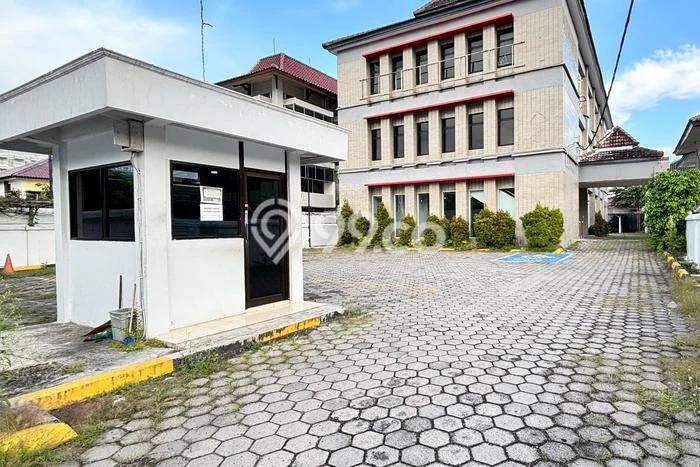Kantor disewakan lokasi strategis Jetis Yogyakarta 1847m2 Kantor disewakan lokasi strategis Jetis Yogyakarta 1847m2