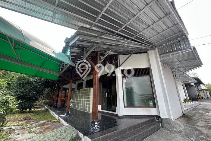 Komersial bagus disewakan di Mlati Sleman dengan LB 447m2 harga sewa terbaik Komersial bagus disewakan di Mlati Sleman dengan LB 447m2 harga sewa terbaik