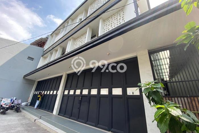 Area Strategis! Disewakan Ruko Lokasi Tegalrejo, Yogyakarta Cocok untuk Bisnis Area Strategis! Disewakan Ruko Lokasi Tegalrejo, Yogyakarta Cocok untuk Bisnis
