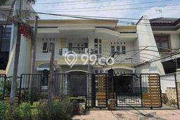 Rumah Elit Modern Siap Huni di Semolowaru Surabaya Rumah Elit Modern Siap Huni di Semolowaru Surabaya