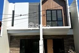 Jual Rumah Favorit Siap Huni LB 90m2 di Rungkut, Surabaya Jual Rumah Favorit Siap Huni LB 90m2 di Rungkut, Surabaya