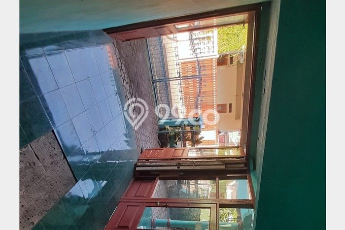 Dijual Rumah 4 Kamar Lokasi Ideal Bagus dan Strategis di Kebomas Dijual Rumah 4 Kamar Lokasi Ideal Bagus dan Strategis di Kebomas