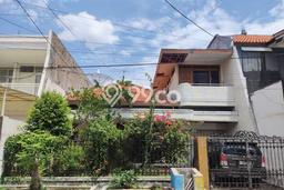 Ready to Use! Luxury House LT 200m2 Desain Elegan di Kertajaya Ready to Use! Luxury House LT 200m2 Desain Elegan di Kertajaya
