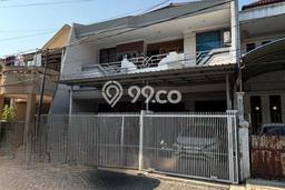 Hunian Mewah LB 320m2 Siap Pakai Desain Elegan di Darmo permai, Surabaya Hunian Mewah LB 320m2 Siap Pakai Desain Elegan di Darmo permai, Surabaya