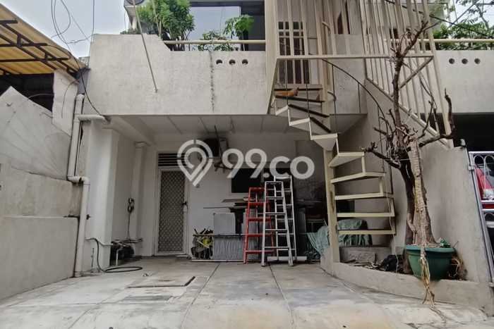 Rumah Mewah LB 300m2 Siap Huni Desain Elegan di Bungur, Jakarta Pusat Rumah Mewah LB 300m2 Siap Huni Desain Elegan di Bungur, Jakarta Pusat