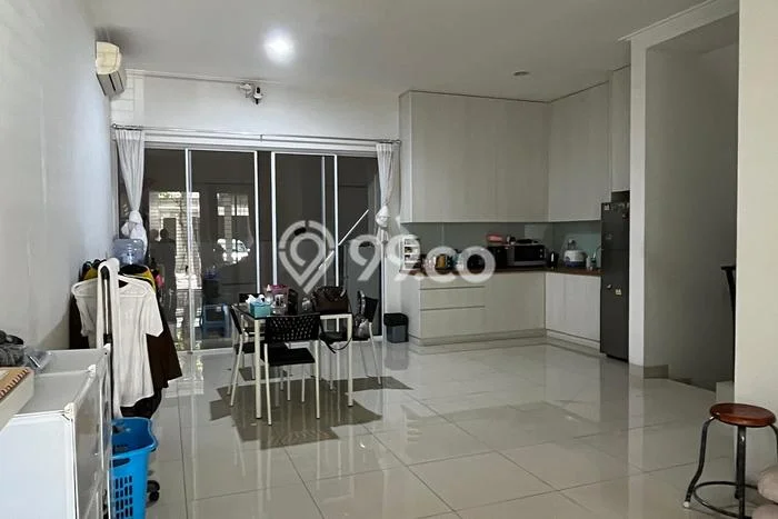Disewakan Hunian Konsep Modern di Kelapa Gading Jakarta Utara dengan 4 KT Disewakan Hunian Konsep Modern di Kelapa Gading Jakarta Utara dengan 4 KT