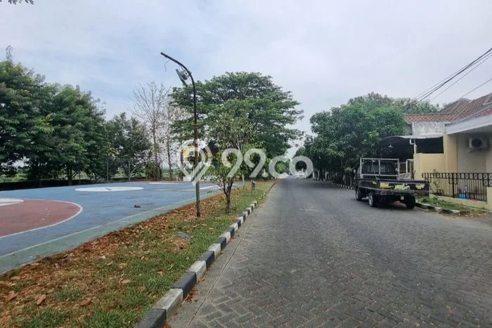 Dijual Rumah Strategis Bagus Punya 4 KT di Wiyung Surabaya SHM Dijual Rumah Strategis Bagus Punya 4 KT di Wiyung Surabaya SHM