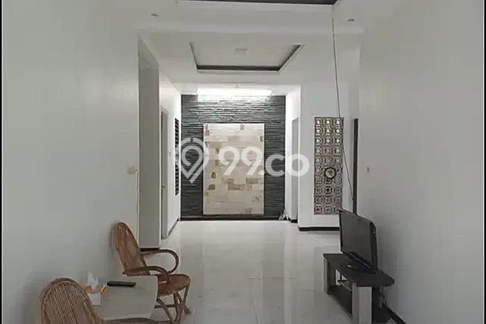 Jual Rumah Strategis Bagus Punya 3 KT di Wiyung Surabaya SHM Jual Rumah Strategis Bagus Punya 3 KT di Wiyung Surabaya SHM