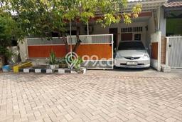 Hunian Cantik Modern Lb 110m2 di Rungkut, Surabaya Hunian Cantik Modern Lb 110m2 di Rungkut, Surabaya