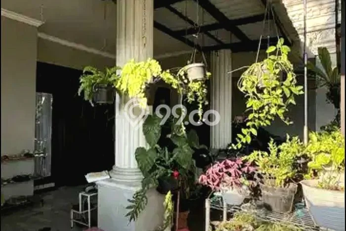 Dijual Rumah Strategis Bagus Punya 4 KT di Wiyung Surabaya SHM Dijual Rumah Strategis Bagus Punya 4 KT di Wiyung Surabaya SHM