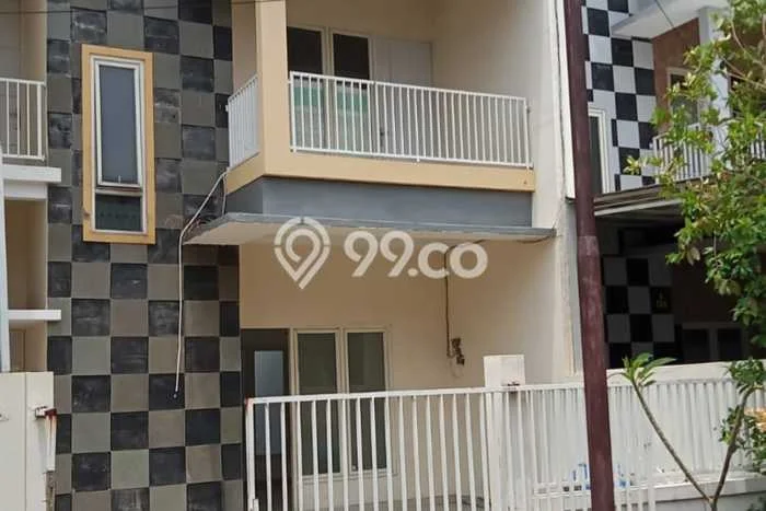 Dijual Cepat Rumah Favorit Siap Huni LB 180m2 di Waru, Sidoarjo Dijual Cepat Rumah Favorit Siap Huni LB 180m2 di Waru, Sidoarjo