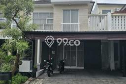 Rumah Mewah Dijual LT 204m2 di Wiyung, Surabaya Rumah Mewah Dijual LT 204m2 di Wiyung, Surabaya