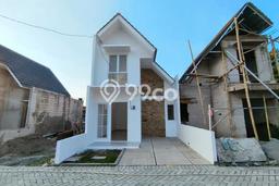 Rumah Luas Asri 2 KT Siap Huni di Cikunir Bekasi Rumah Luas Asri 2 KT Siap Huni di Cikunir Bekasi