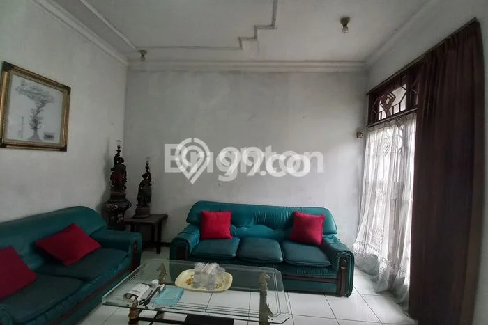 Rumah Modern Cantik 3 KT Siap Huni di Gubeng Rumah Modern Cantik 3 KT Siap Huni di Gubeng