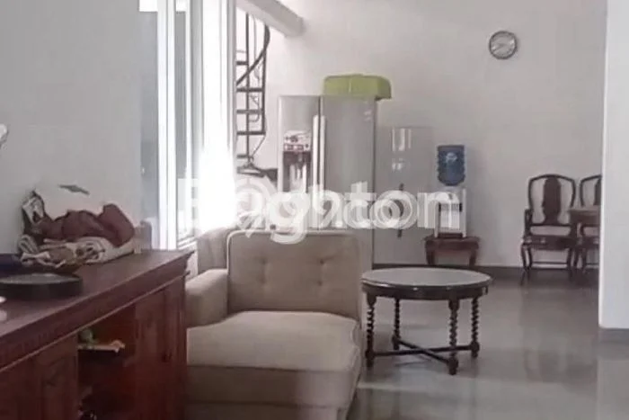 For Sale Rumah 3 Kamar Lokasi Ideal Bagus dan Strategis di Waru For Sale Rumah 3 Kamar Lokasi Ideal Bagus dan Strategis di Waru