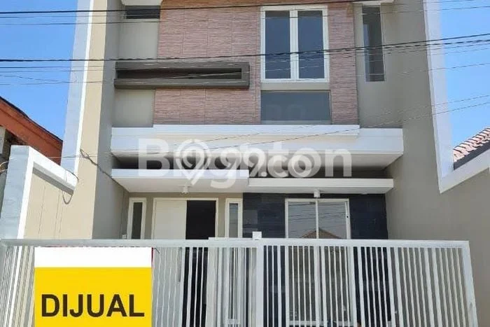 Dijual Rumah Minimalis Bagus Punya 4 KT di Rungkut Surabaya SHM Dijual Rumah Minimalis Bagus Punya 4 KT di Rungkut Surabaya SHM