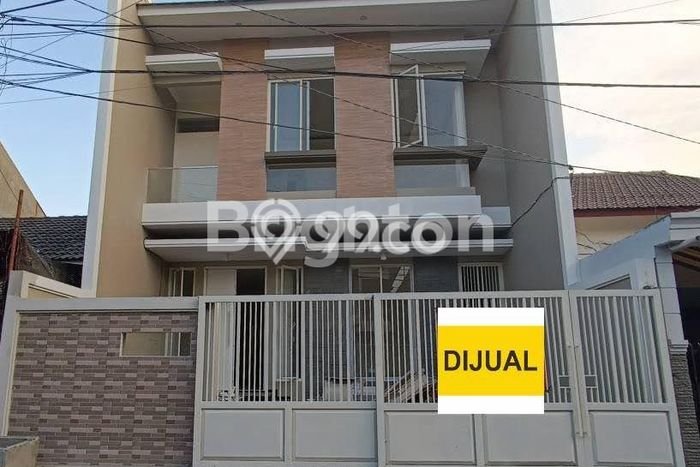 For Sale! Premium House LT 136m2 Desain Elegan di Nginden For Sale! Premium House LT 136m2 Desain Elegan di Nginden