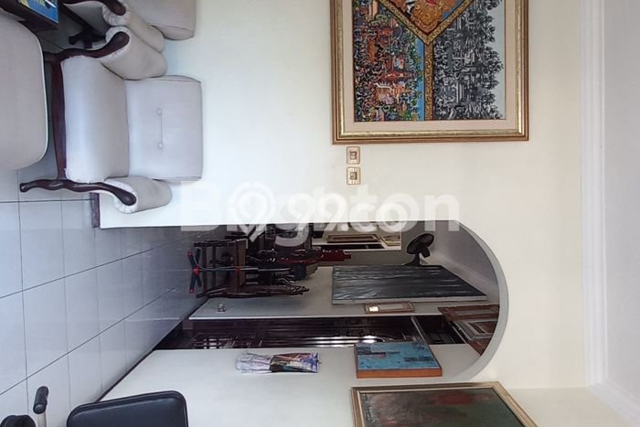 Hot Offer Hunian Mewah Ideal dan Luas di Rungkut, Surabaya Hot Offer Hunian Mewah Ideal dan Luas di Rungkut, Surabaya