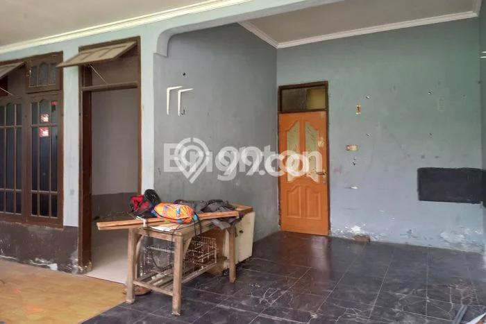 Hunian Nyaman Asri 2 KT Siap Pakai di Gununganyar Surabaya Hunian Nyaman Asri 2 KT Siap Pakai di Gununganyar Surabaya