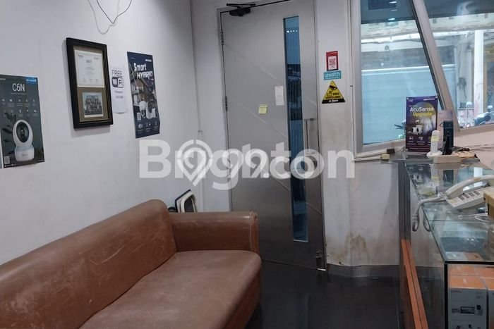 Lokasi Strategis! Dijual Ruko Bisnis di Gubeng, Surabaya Kondisi Baik Lokasi Strategis! Dijual Ruko Bisnis di Gubeng, Surabaya Kondisi Baik