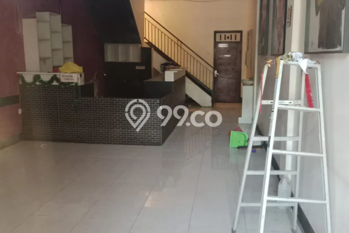 Disewakan Ruko di Kawasan Ramai Seminyak Luas 130m2 Disewakan Ruko di Kawasan Ramai Seminyak Luas 130m2