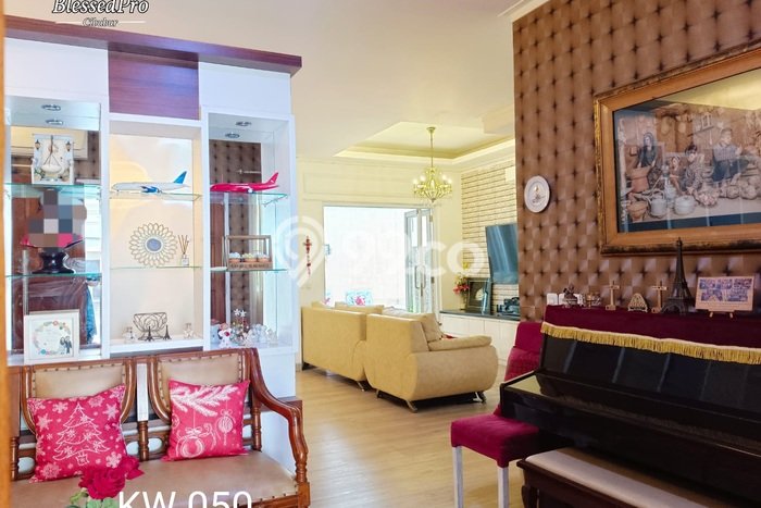 Dijual Rumah Mewah Megah Dengan View Cantik di Kota Wisata, Bogor Dijual Rumah Mewah Megah Dengan View Cantik di Kota Wisata, Bogor