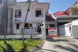 Rumah Luxury Modern Siap Huni di Pakuwon City Surabaya Rumah Luxury Modern Siap Huni di Pakuwon City Surabaya