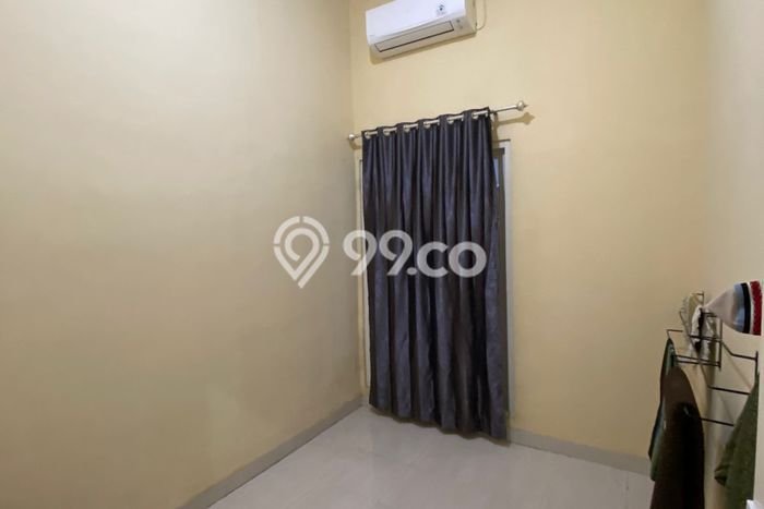 Dijual Cepat Rumah Favorit Siap Huni LB 75m2 di Semampir, Surabaya Dijual Cepat Rumah Favorit Siap Huni LB 75m2 di Semampir, Surabaya