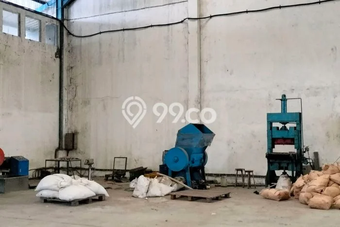 Gudang paling strategis disewakan di Jetis Mojokerto Gudang paling strategis disewakan di Jetis Mojokerto