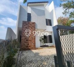 For Sale! Luxury House LT 182m2 Desain Modern di Pondok Hijau For Sale! Luxury House LT 182m2 Desain Modern di Pondok Hijau
