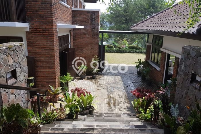 Dijual Rumah Premium dengan Fasilitas Sekitar Komplit di Cimenyan, Bandung Dijual Rumah Premium dengan Fasilitas Sekitar Komplit di Cimenyan, Bandung