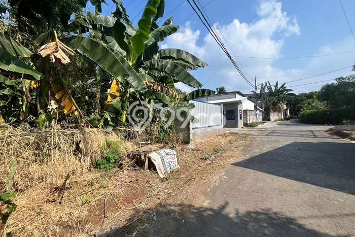 Kavling Tanah di Ciracas Dijual Luas 104m2 Legalitas SHM Kavling Tanah di Ciracas Dijual Luas 104m2 Legalitas SHM