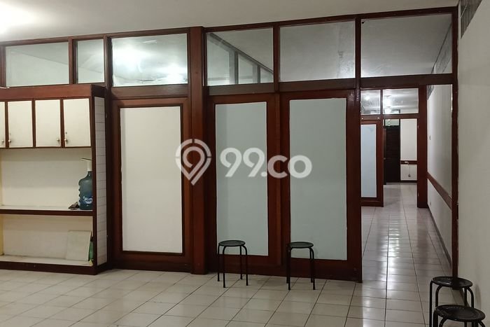 LOKASI STRATEGIS! Komersial For Rent di , Luas 115m2m², Area Bisnis LOKASI STRATEGIS! Komersial For Rent di , Luas 115m2m², Area Bisnis