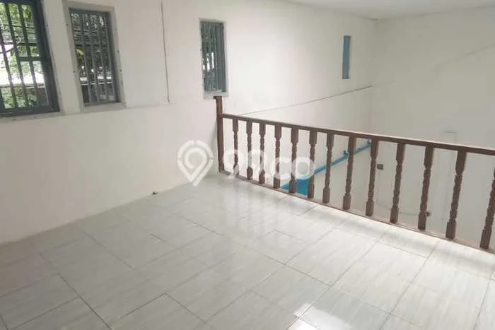 Komersial Siap Pakai Kawasan Sudirman, Luas 120m², Area Komersial, Akses Bagus Komersial Siap Pakai Kawasan Sudirman, Luas 120m², Area Komersial, Akses Bagus