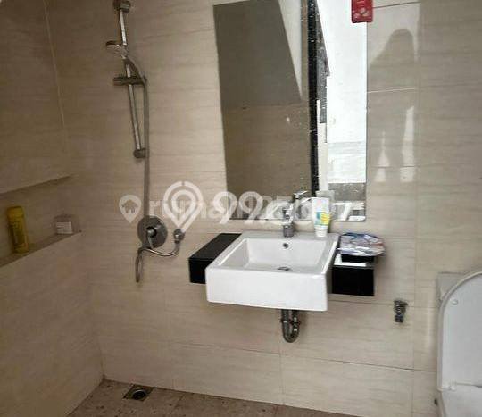For Sale Rumah 3 Kamar Lokasi Strategis Nyaman dan Strategis di Green Lake City For Sale Rumah 3 Kamar Lokasi Strategis Nyaman dan Strategis di Green Lake City