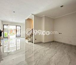 For Sale Rumah 3 Kamar Lokasi Strategis Nyaman dan Strategis di Green Lake City For Sale Rumah 3 Kamar Lokasi Strategis Nyaman dan Strategis di Green Lake City