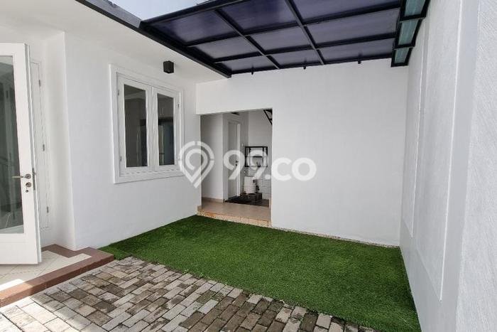Rumah Eksklusif Dijual LT 144m2 di Permata Buana, Jakarta Barat Rumah Eksklusif Dijual LT 144m2 di Permata Buana, Jakarta Barat