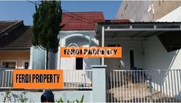 For Sale Hunian Rumah Terawat 2 KT di Cibubur, Jakarta Timur For Sale Hunian Rumah Terawat 2 KT di Cibubur, Jakarta Timur