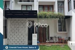 Rumah Modern 3 KT di Bintaro Tangerang Selatan Full Furnished Rumah Modern 3 KT di Bintaro Tangerang Selatan Full Furnished