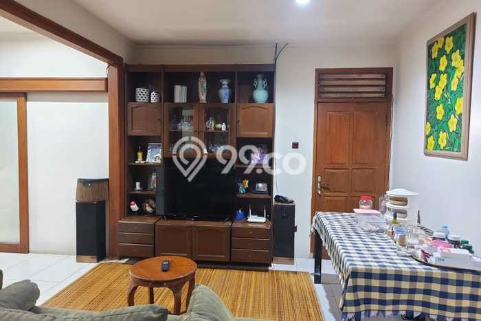 Jual Rumah Strategis Bagus Punya 3 KT di Ciputat Tangerang Selatan SHM Jual Rumah Strategis Bagus Punya 3 KT di Ciputat Tangerang Selatan SHM