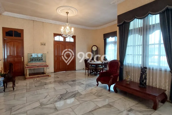 Dijual Rumah Mewah Elegan Dengan View Eksklusif di Bambu Apus, Jakarta Timur Dijual Rumah Mewah Elegan Dengan View Eksklusif di Bambu Apus, Jakarta Timur